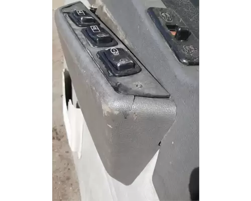 Mack CXU633T Door Assembly, Front