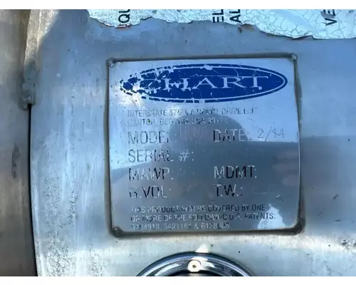 Mack CXU633T Fuel Tank