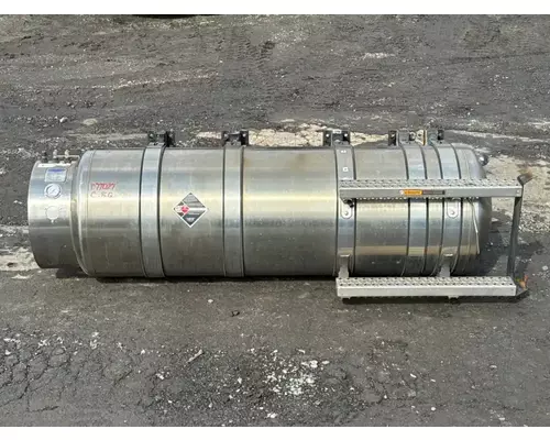Mack CXU633T Fuel Tank