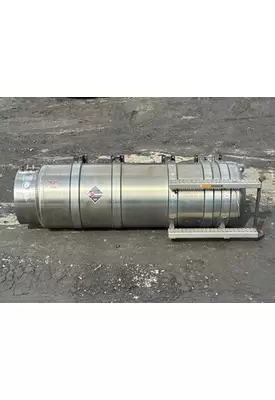 Mack CXU633T Fuel Tank