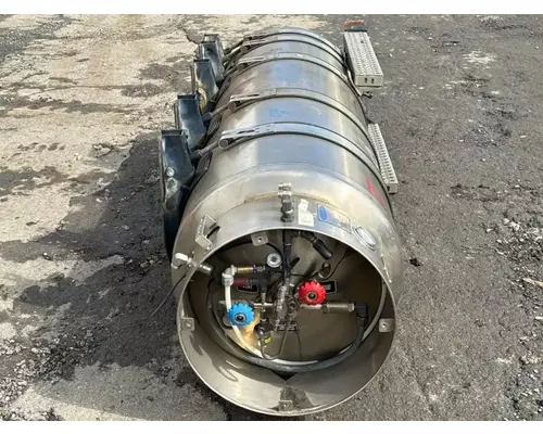 Mack CXU633T Fuel Tank
