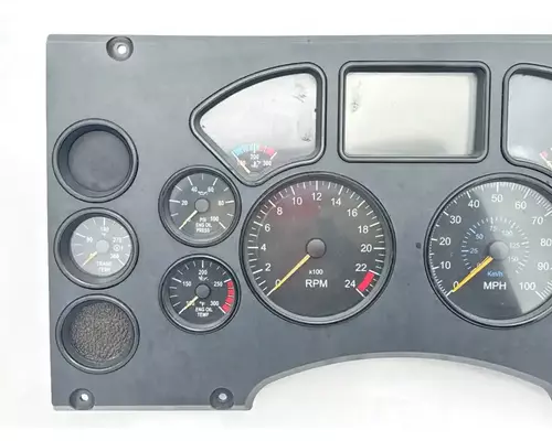 Mack CXU633T Instrument Cluster