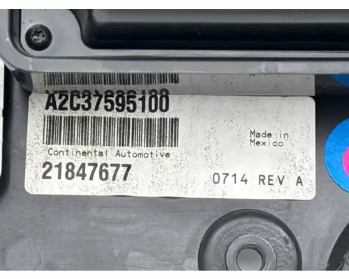 Mack CXU633T Instrument Cluster