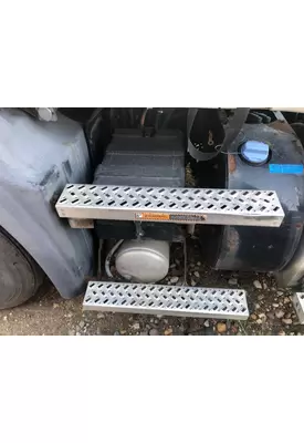 Mack CXU Battery Box