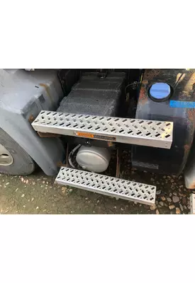 Mack CXU Battery Box