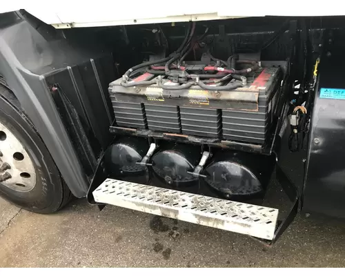 Mack CXU Battery Box