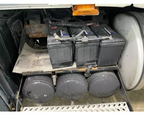 Mack CXU Battery Box