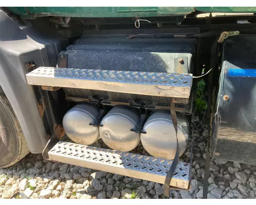 Mack CXU Battery Box