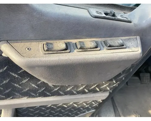 Mack CXU Body, Misc. Parts