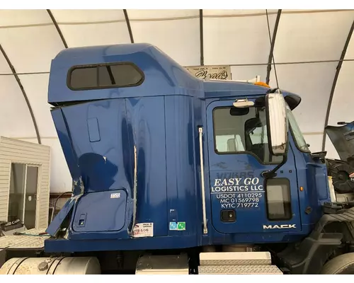 Mack CXU Cab Assembly