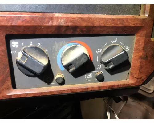 Mack CXU Cab Misc. Interior Parts