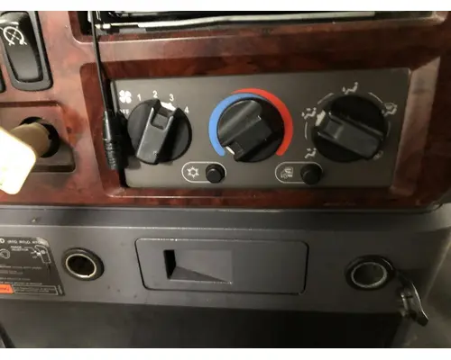 Mack CXU Cab Misc. Interior Parts