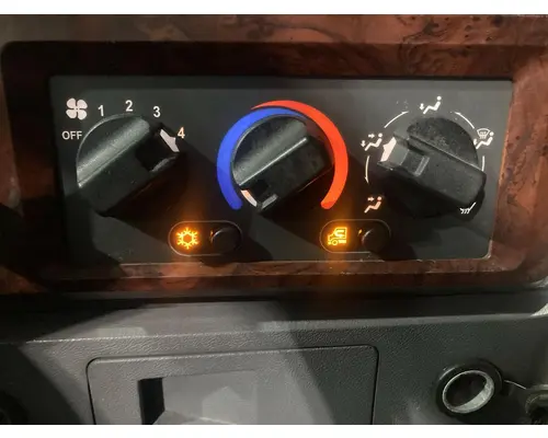 Mack CXU Cab Misc. Interior Parts