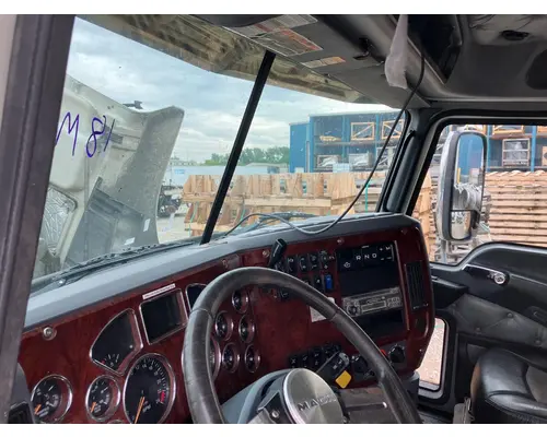 Mack CXU Dash Assembly