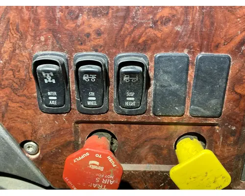 Mack CXU Dash Assembly