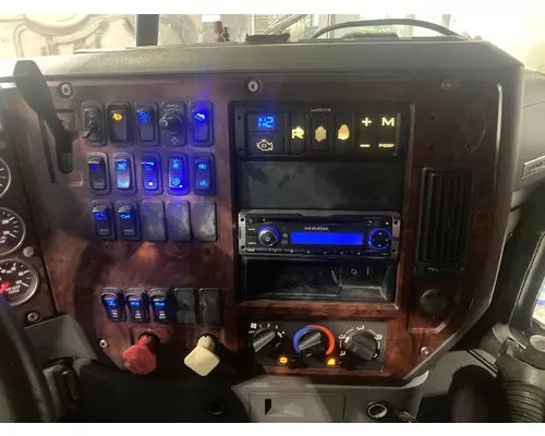 Mack CXU Dash Assembly