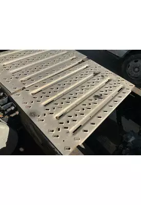 Mack CXU Deckplate