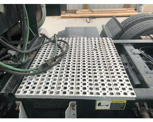 Mack CXU Deckplate