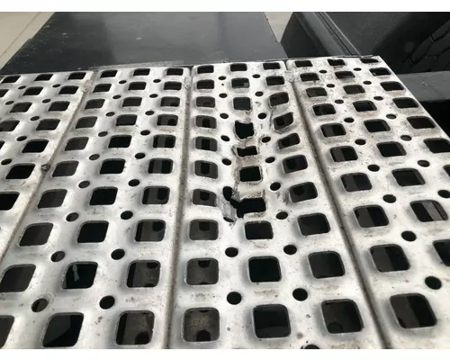 Mack CXU Deckplate