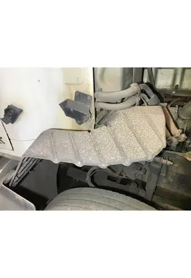 Mack CXU Fender, Inner