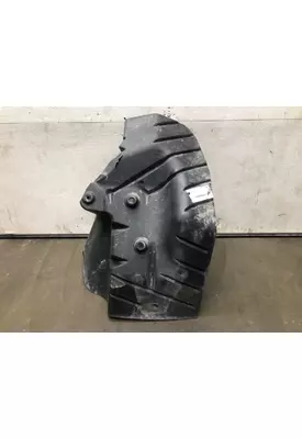 Mack CXU Fender, Inner