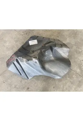 Mack CXU Fender, Inner