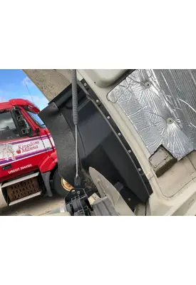 Mack CXU Fender
