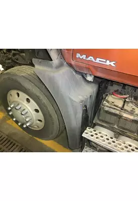 Mack CXU Fender