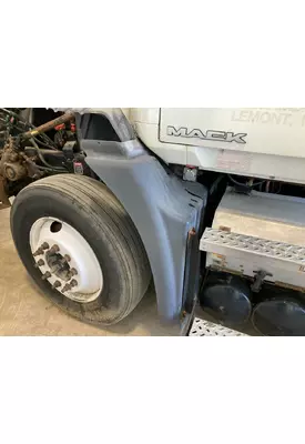 Mack CXU Fender