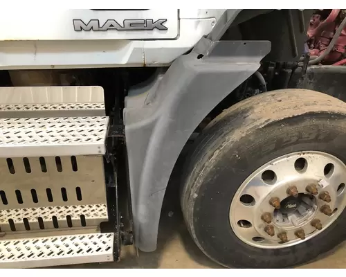 Mack CXU Fender