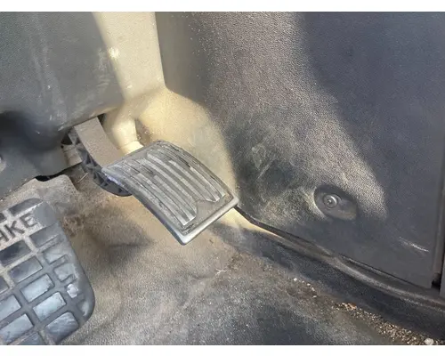 Mack CXU Foot Control Pedal (all floor pedals)
