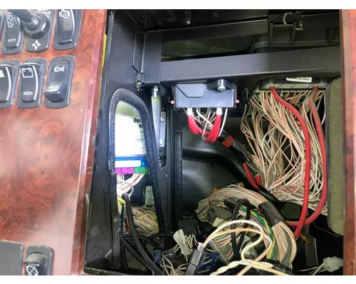 Mack CXU Fuse Box