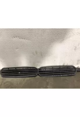 Mack CXU Hood
