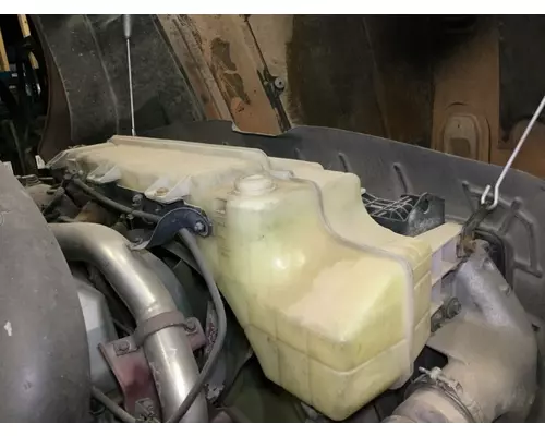 Mack CXU Radiator Overflow Bottle  Surge Tank
