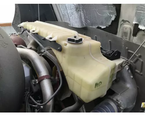 Mack CXU Radiator Overflow Bottle  Surge Tank