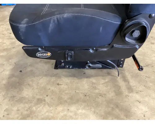 Mack CXU Seat (non-Suspension)