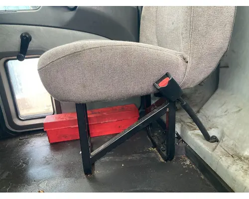 Mack CXU Seat (non-Suspension)