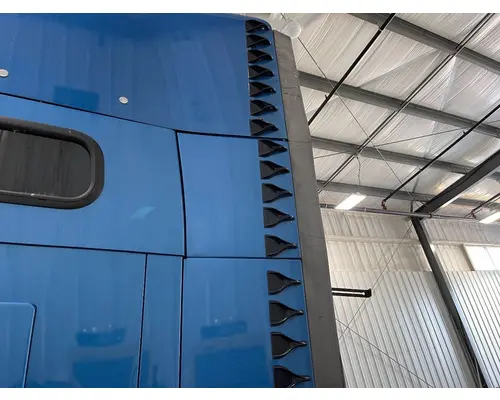 Mack CXU Sleeper Fairing