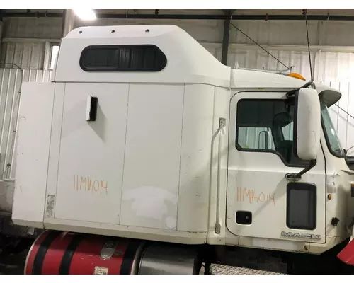 Mack CXU Sleeper Window