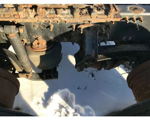 Mack CXU Suspension