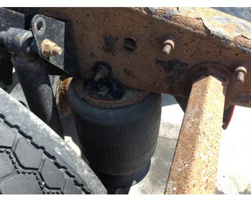 Mack CXU Suspension