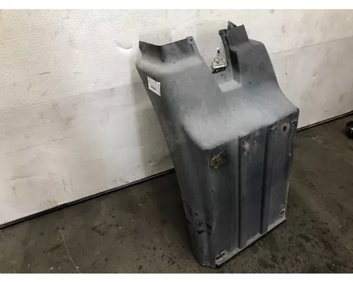 Mack CX Fender