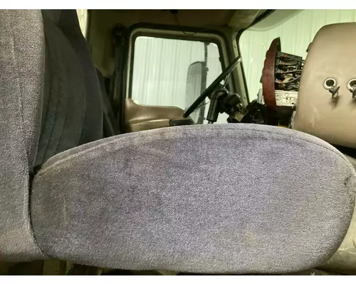 Mack CX Seat (non-Suspension)