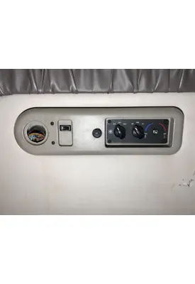 Mack CX Sleeper Controls