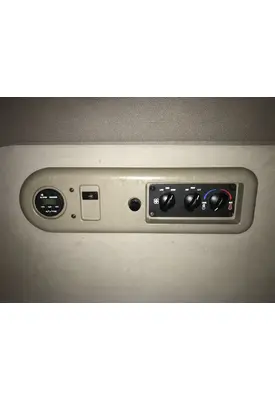 Mack CX Sleeper Controls