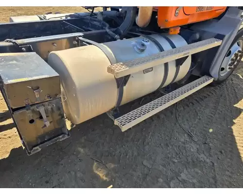 Fuel Tank MACK CH612 Garabedian Equipment Company, Inc - Fresno