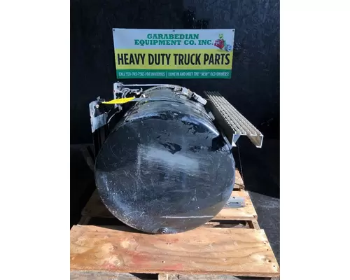 Fuel Tank MACK CH612 Garabedian Equipment Company, Inc - Fresno