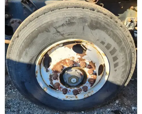 Spindle / Knuckle, Front Mack CH612 Complete Recycling Group LLC