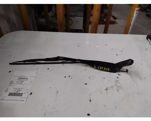 Windshield Wiper Arm MACK CH612 LKQ Thompson Motors - Wykoff