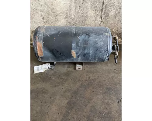 Air Tank MACK CH613 Valley Truck - Grand Rapids